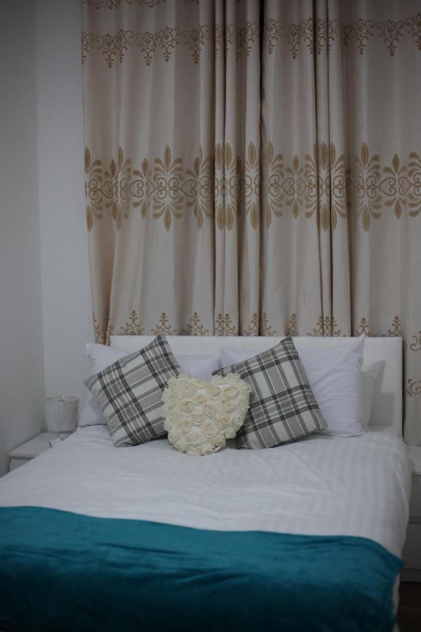 Oyo New City Lodge London Eksteriør billede